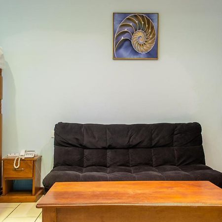 Cowrie Beach Haven Studio Apartment Mombasa Exterior photo