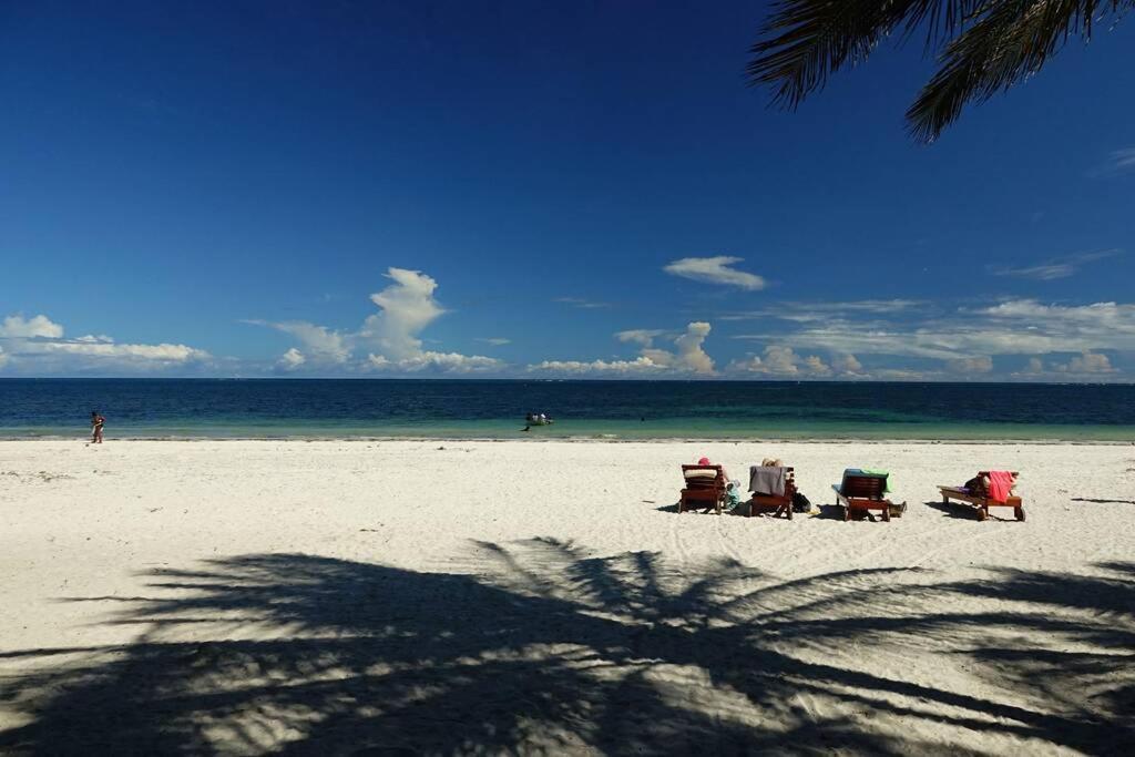 Cowrie Beach Haven Studio Apartment Mombasa Exterior photo
